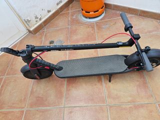 Patinete Xiaomi Mi Scooter 4