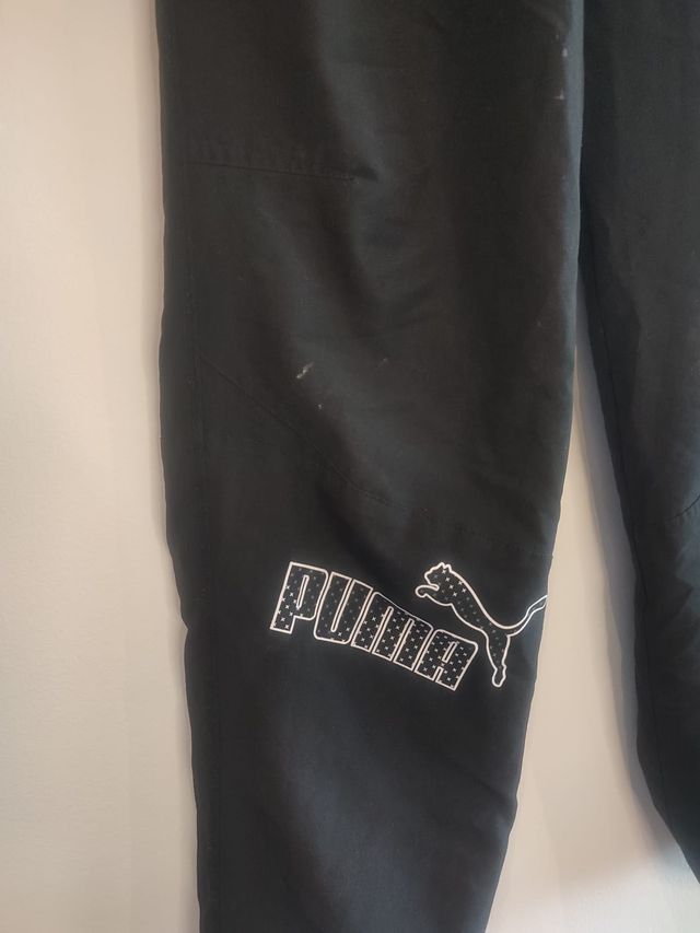 Trackpants Puma negros – Talla XL, con manchas
