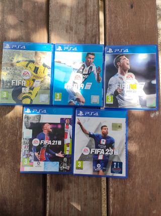 FIFA PS4 (PlayStation 4) - 5 giochi
Con telecomando