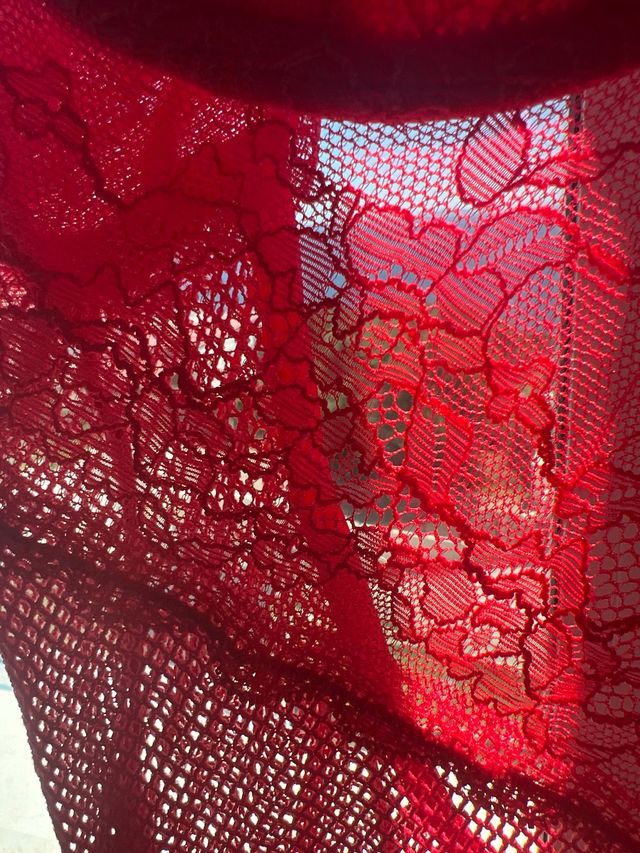 Camisón rojo transparente