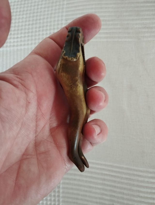 Scaccia noci fine '800 bronzo