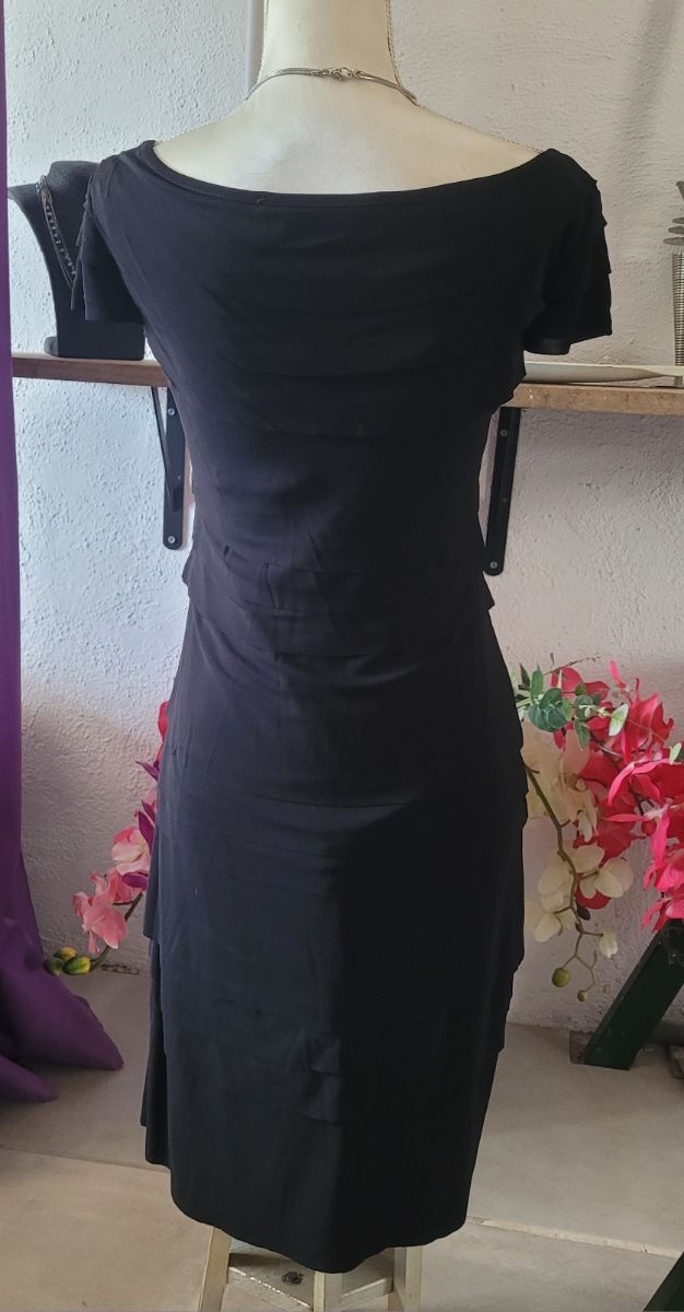 Vestido negro preppy