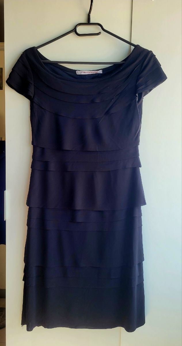 Vestido negro preppy