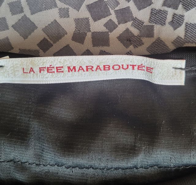 Vestido negro preppy