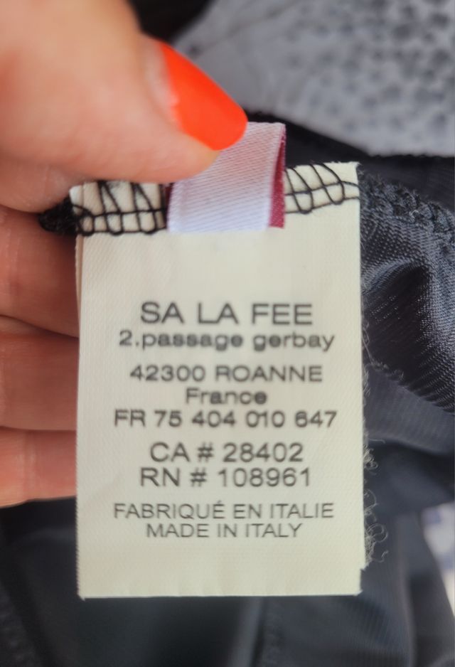 Vestido negro preppy