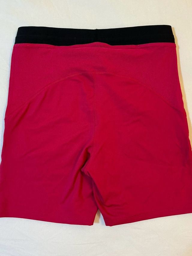 SHORTS UNDER ARMOUR TRAIL RUNNING ROSAS MUJER