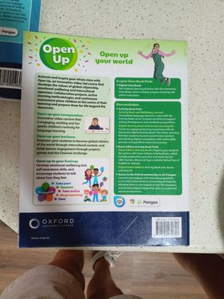 Open Up 3. Class Book