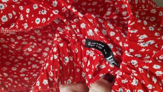 Vestido rojo estampado flores