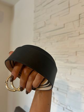 Cintura H&M nera fibbia oro 90cm