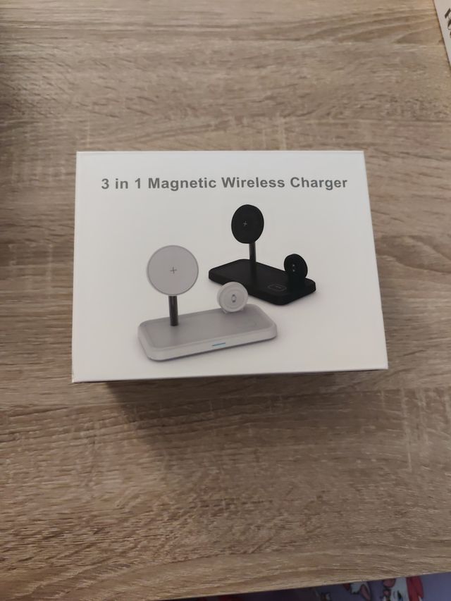 Cargador inalámbrico magnético 3 en 1