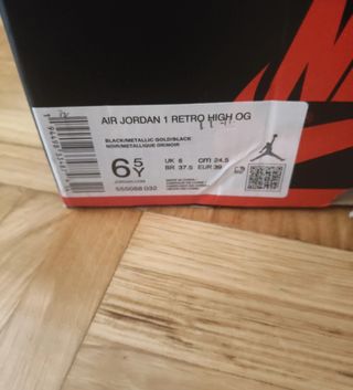 Nike Air Jordan 1 Retro High OG - Black Gold