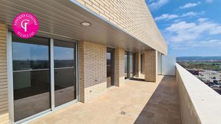 Ático en venta en Santa Eugènia en Girona