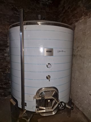 Depósito acero inoxidable 2500L