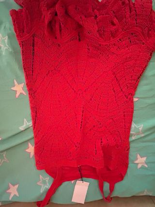 Vestito all'uncinetto rosso