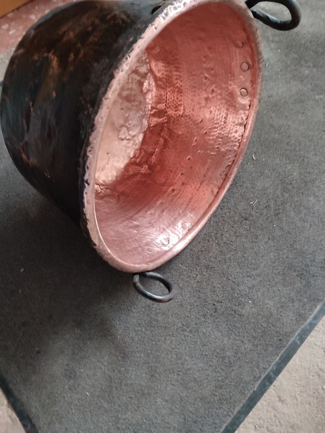 Caldero cobre antiguo