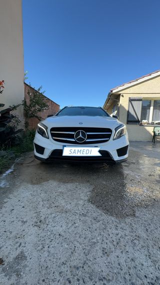 Mercedes-Benz GLA 2014