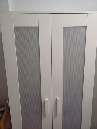 Armario Ikea blanco 2 puertas