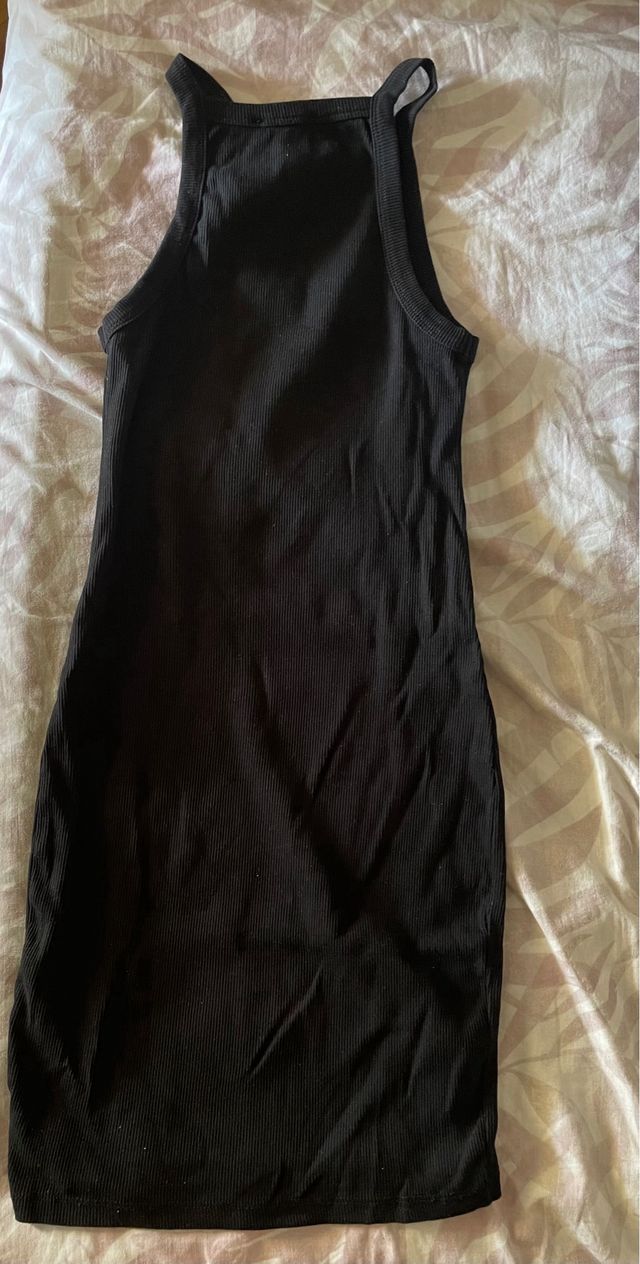 Vestido negro Pull&Bear - corto