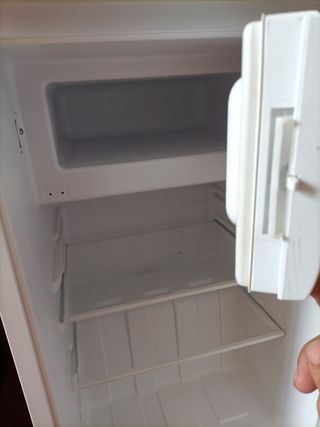 Nevera pequeña TEGRAN