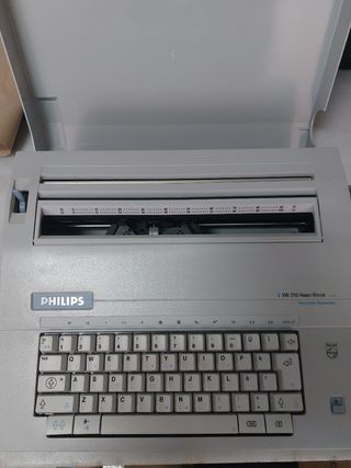 Máquina de escribir eléctrica Philips 