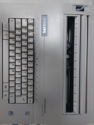 Máquina de escribir eléctrica Philips 