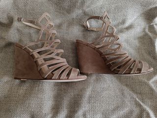  UNISA piel natural beige
