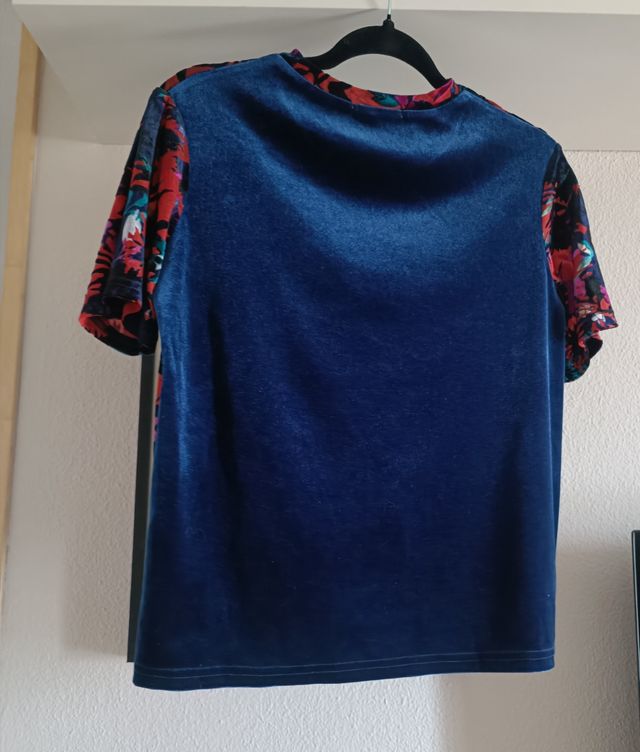 Camiseta terciopelo Zara multicolor