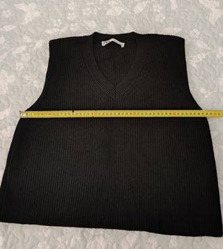 chaleco negro Zara mujer