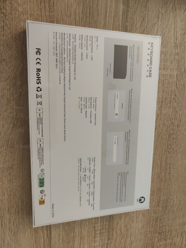 Teclado con funda para iPad color negro