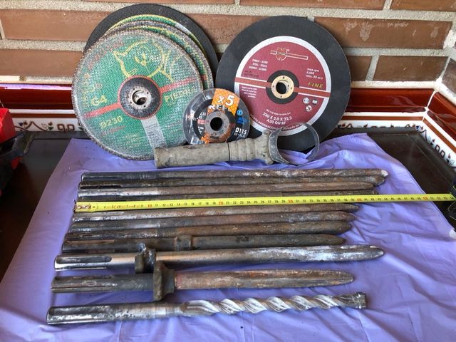 Discos de piedra y hierro+ 10 punteros demolición 