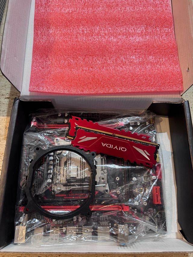 Placa base  Qiyida x99-D4  + 2 módulos de 8gb