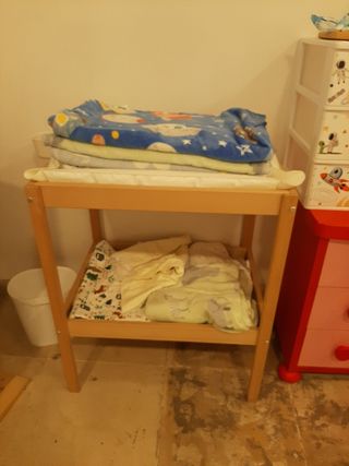 Cambiador bebé madera