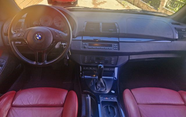 BMW X5 4.6is 73.000 kms