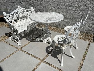Conjunto jardín vintage blanco