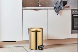 Papelera metálica dorada - 3L nueva