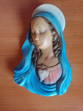 Relieve Virgen María años 70