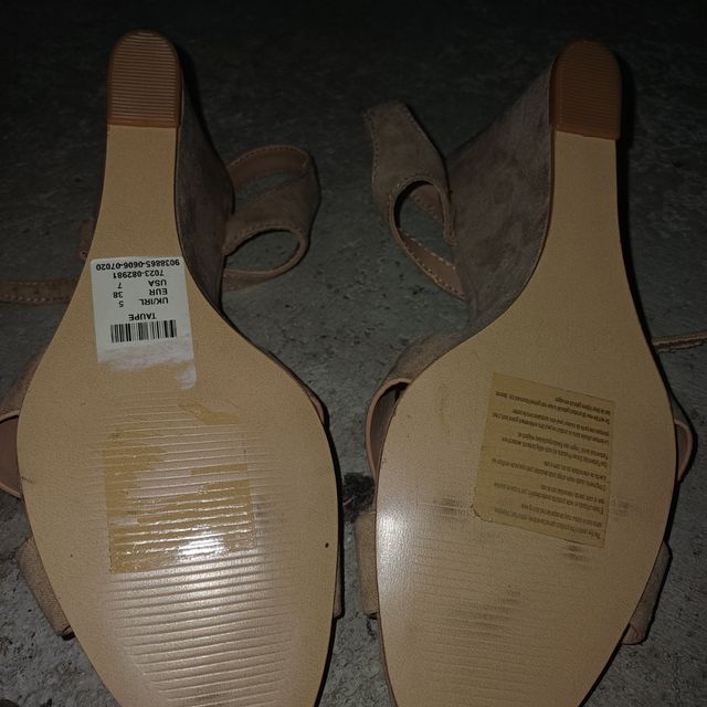 Sandalias Tio Oscar beige, talla 38