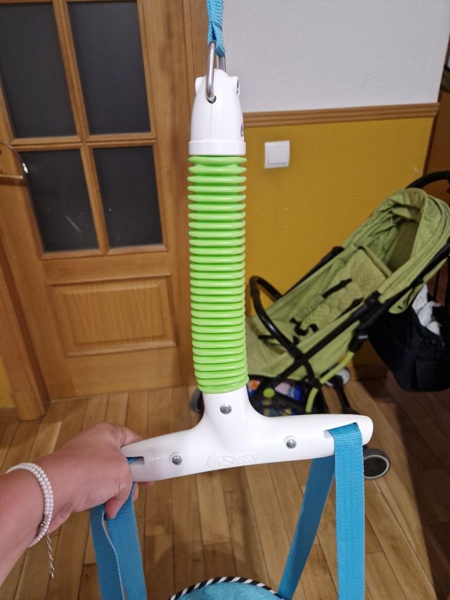 Saltador Bebé Sassy Puerta y Columpio