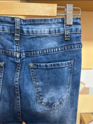 Jeans largos azules brillantes