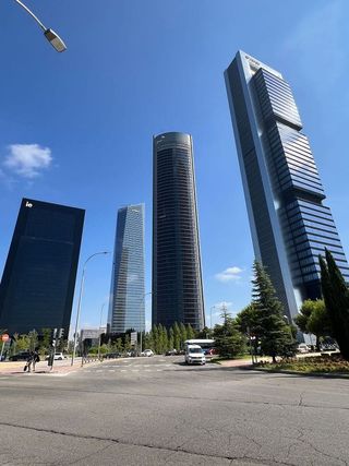 Oficina en alquiler en La Paz en Madrid