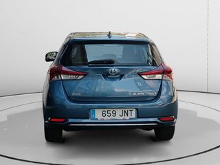 Toyota Auris Hybrid Active