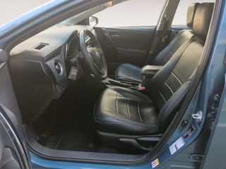 Toyota Auris Hybrid Active