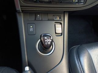 Toyota Auris Hybrid Active