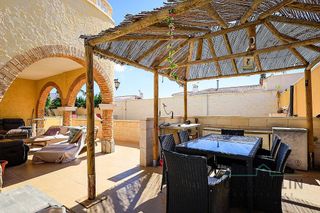 Chalet en venta en La Siesta - El Salado - Torreta en Torrevieja