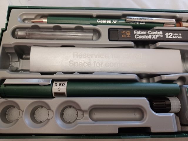 Juego de estilógrafos técnicos TG1-S. Años 70. 