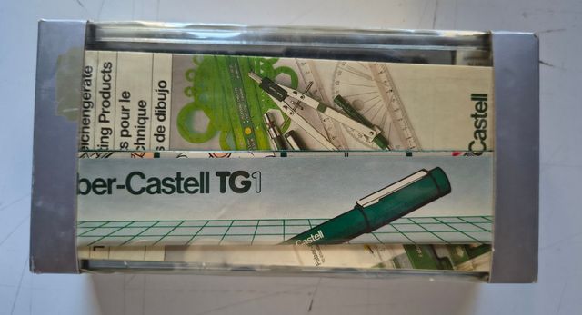 Juego de estilógrafos técnicos TG1-S. Años 70. 