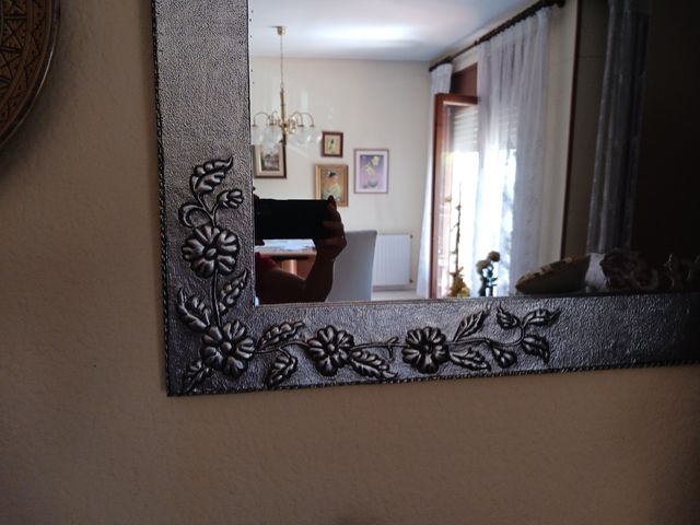 Espejo repujado 72x50cm - Estaño