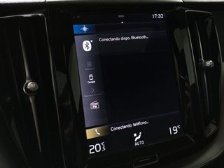 Volvo XC60 T8 R Design PHEV AWD