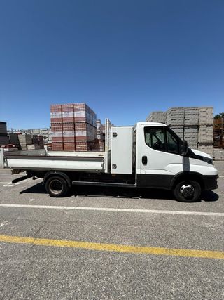Iveco Daily 2022 y 2018 