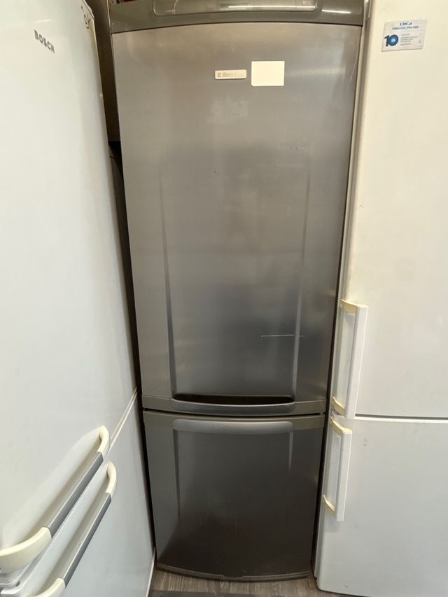 Nevera Electrolux 185x60cm